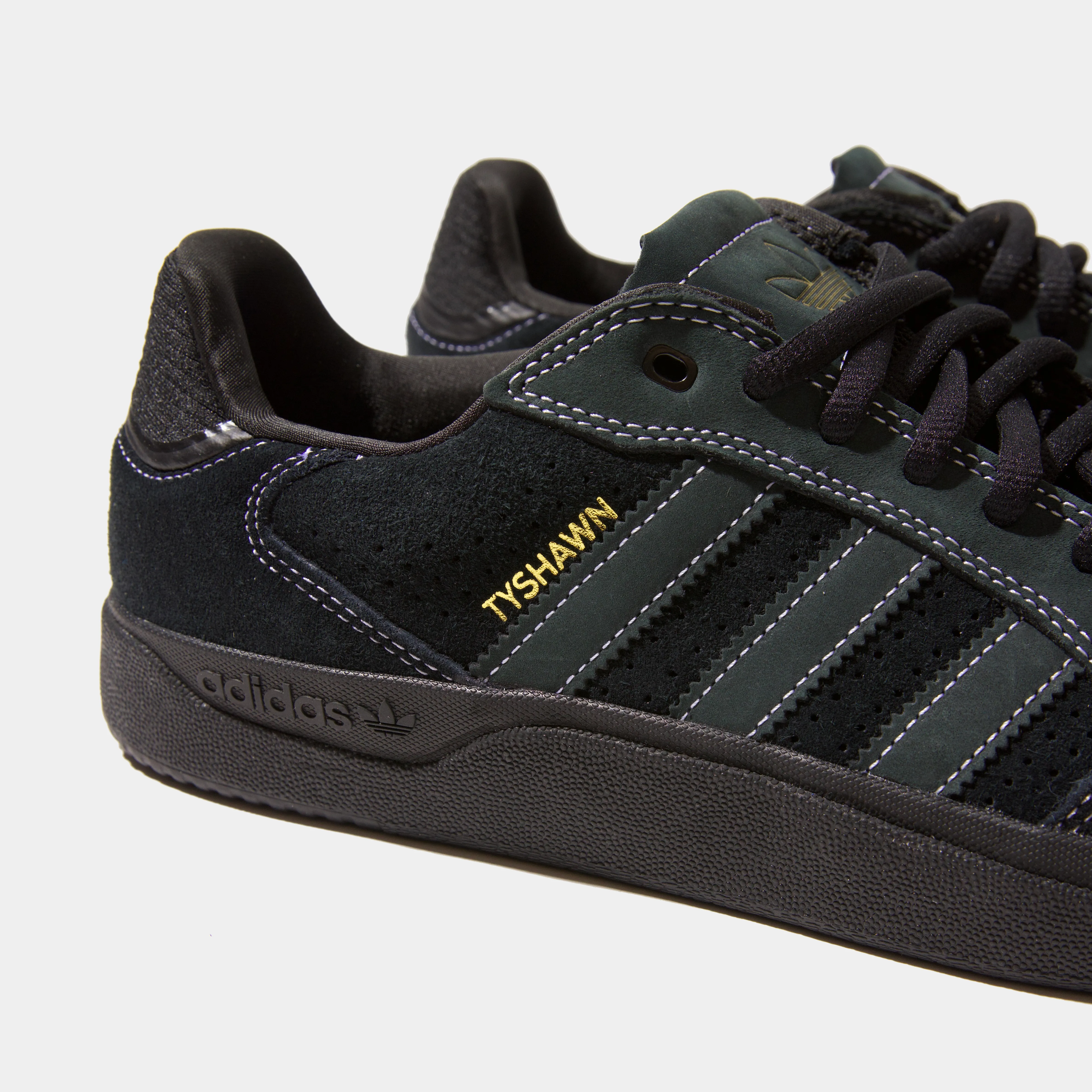 ADIDAS TYSHAWN LOW - BLACK/WHITE STITCHING