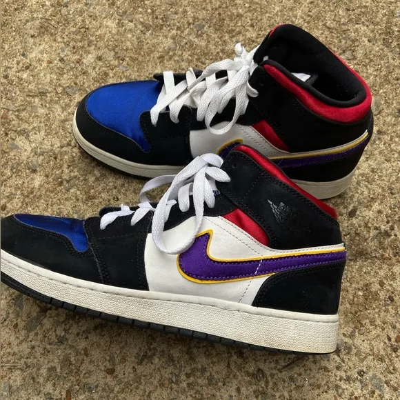Air Jordan 1 Mid SE Rivals Multi-Color