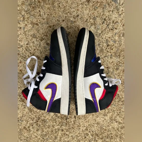 Air Jordan 1 Mid SE Rivals Multi-Color