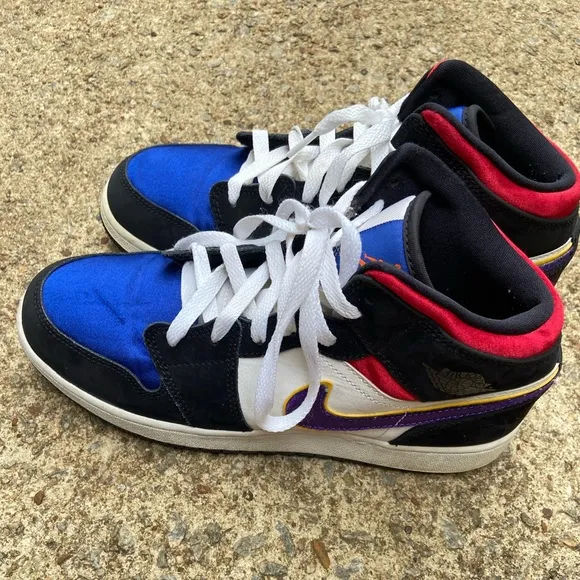 Air Jordan 1 Mid SE Rivals Multi-Color