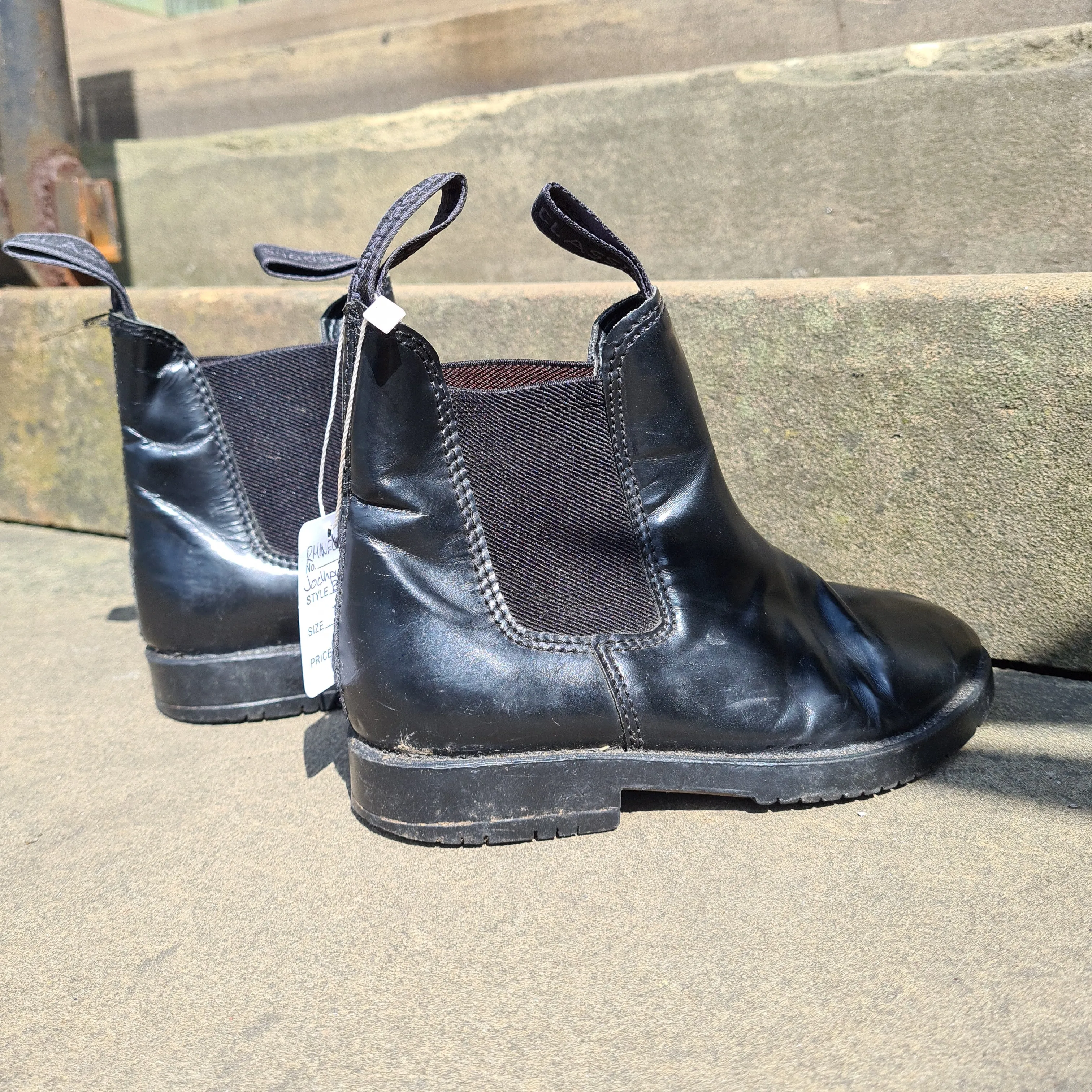 Black Childrens Rhinegold Jodhpur Boots  ❤️