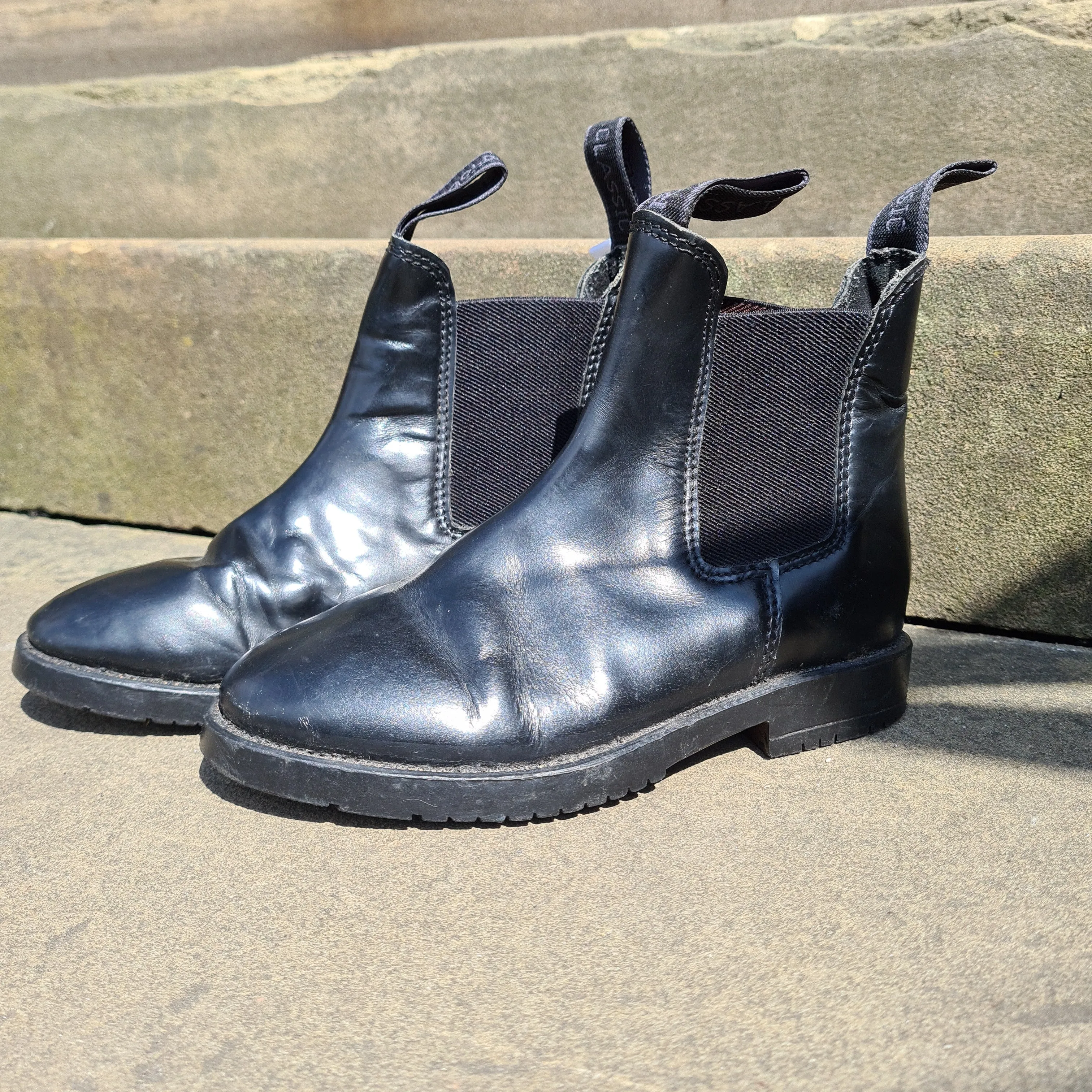 Black Childrens Rhinegold Jodhpur Boots  ❤️