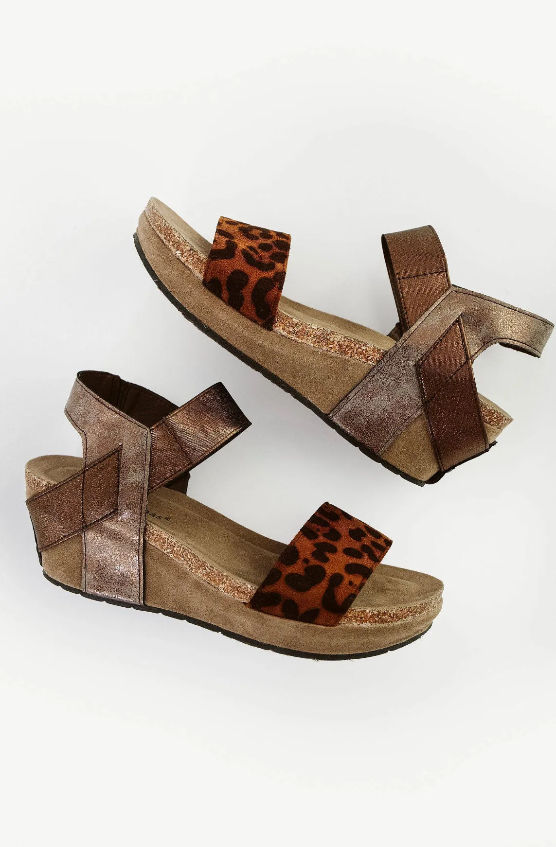 Chase The Moon Wedge , Brown