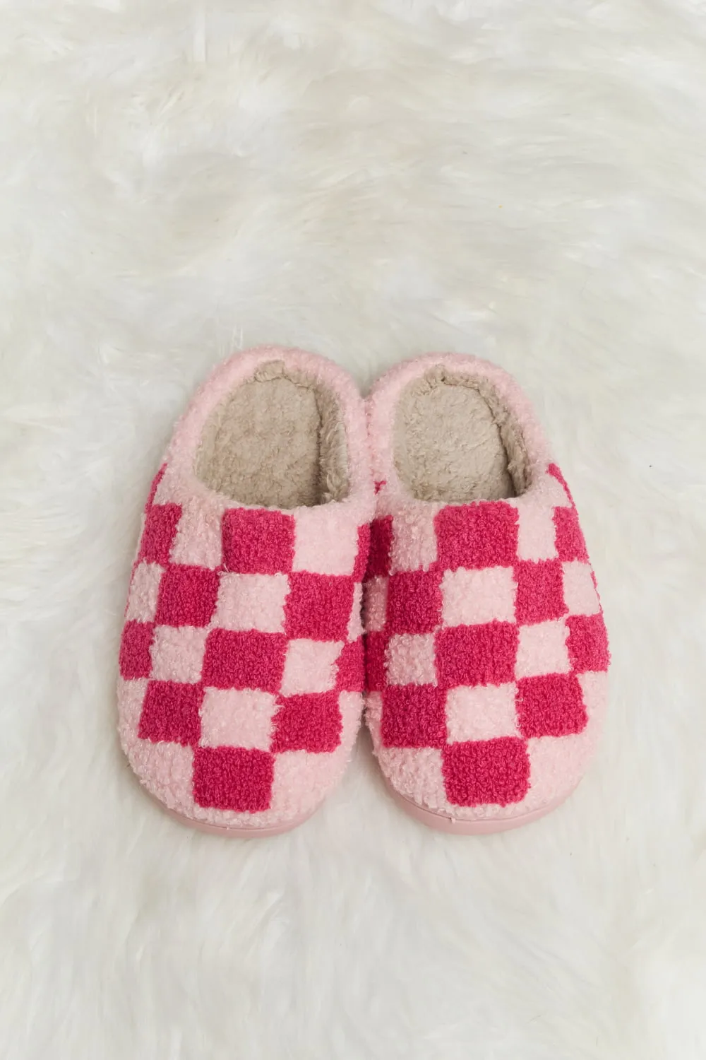 CHECKERED PRINT PLUSH SLIDE SLIPPERS