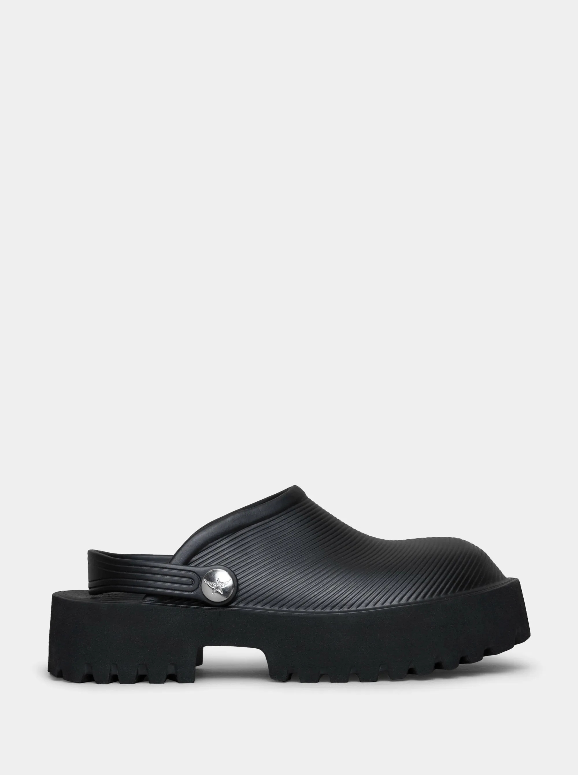 COSMOS BLACK SLIPPERS