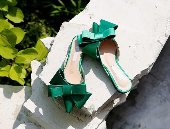 Cute Bow Tie Slippers