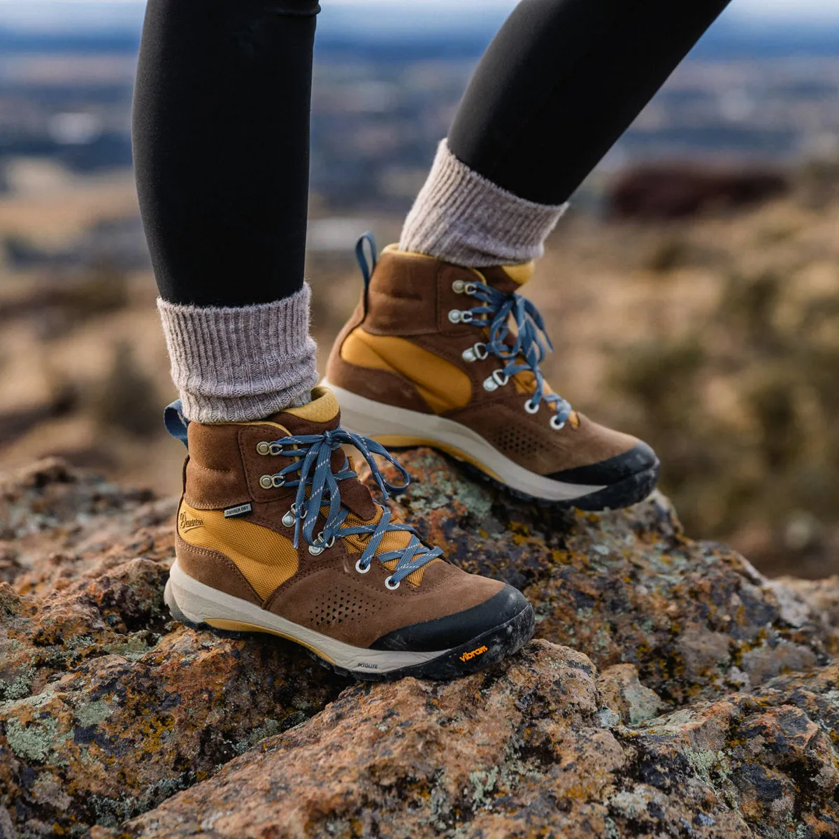 Danner Women's Inquire Mid 5" WP Hiking Boot -Brown/Sand- 64534