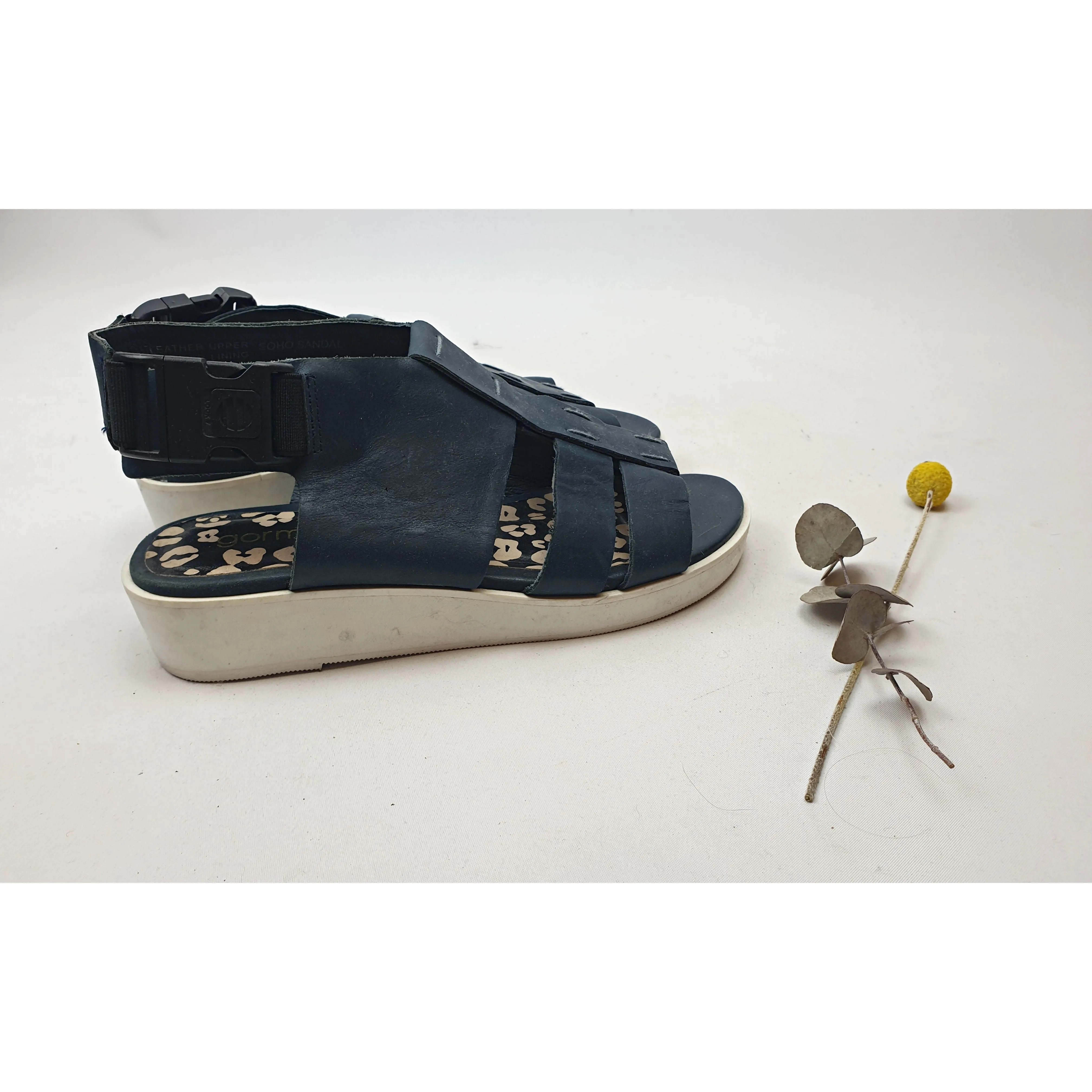 Gorman navy leather sandals with white low wedge soles size 37