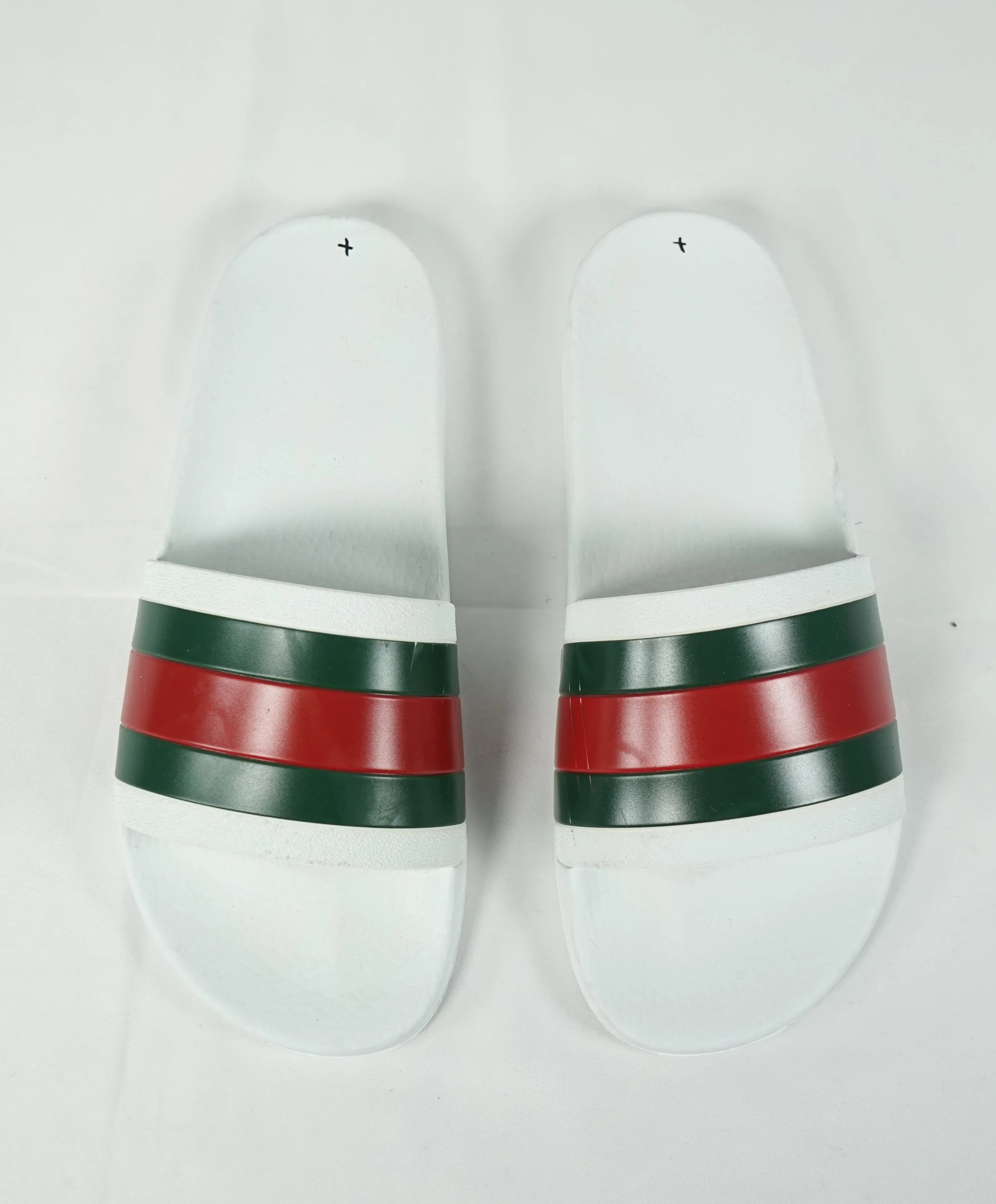 GUCCI - Iconic Green & Red Slides "72" White Slippers - 8
