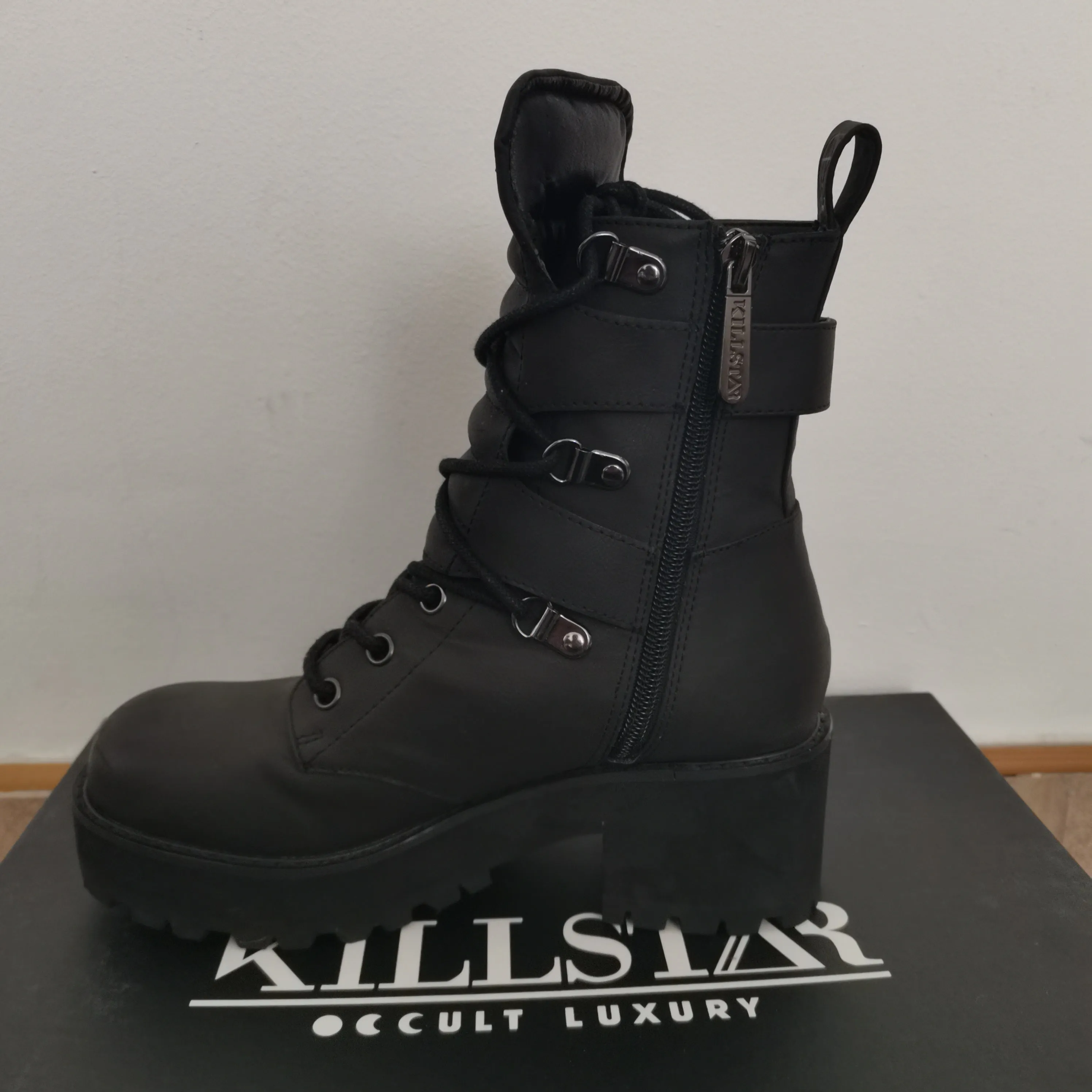 JUNO BOOTS
