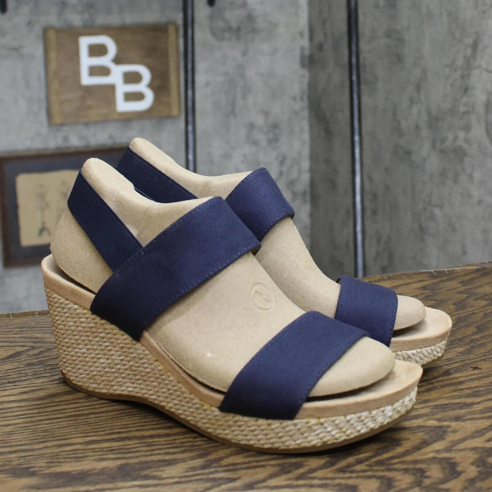 Lifestride Womens Delta Wedge Sandal G9467S1 Navy Blue 10M