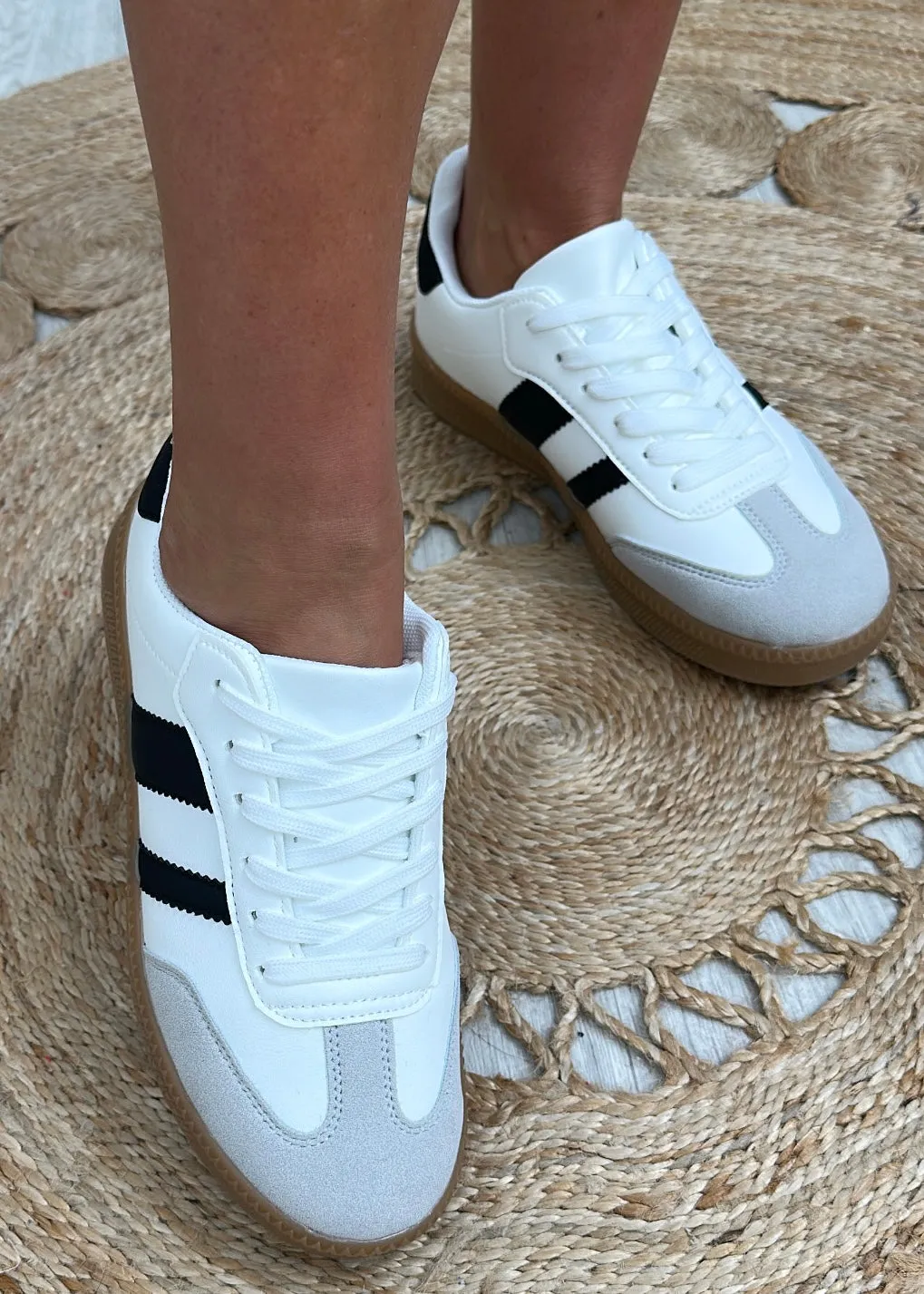 Lucia White Black Stripes Sneakers