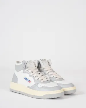 medalist mid sneaker