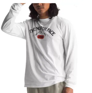 Men's The North Face | Long Sleeve Crewneck Varsity Graphic T-Shirt | White