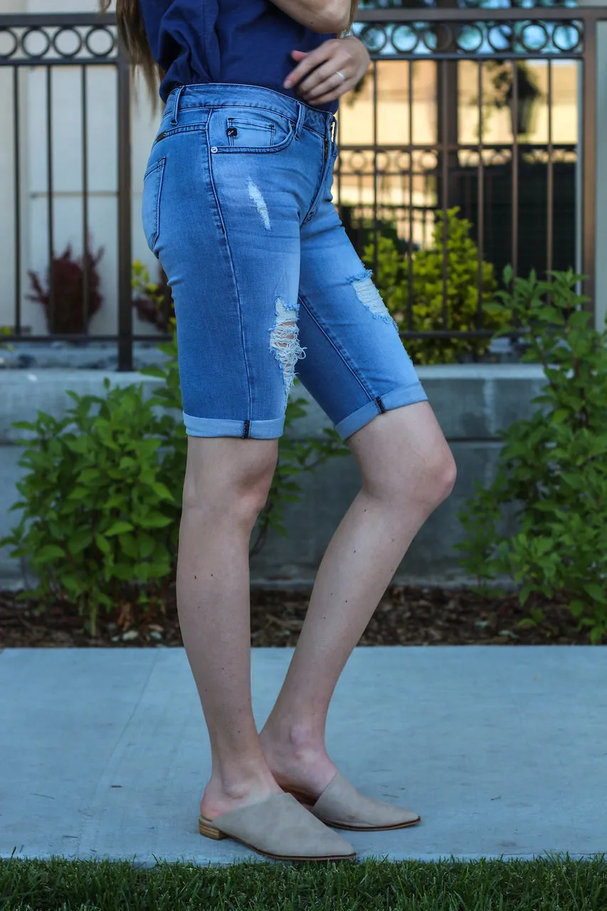 Mid Rise Bermudas Shorts