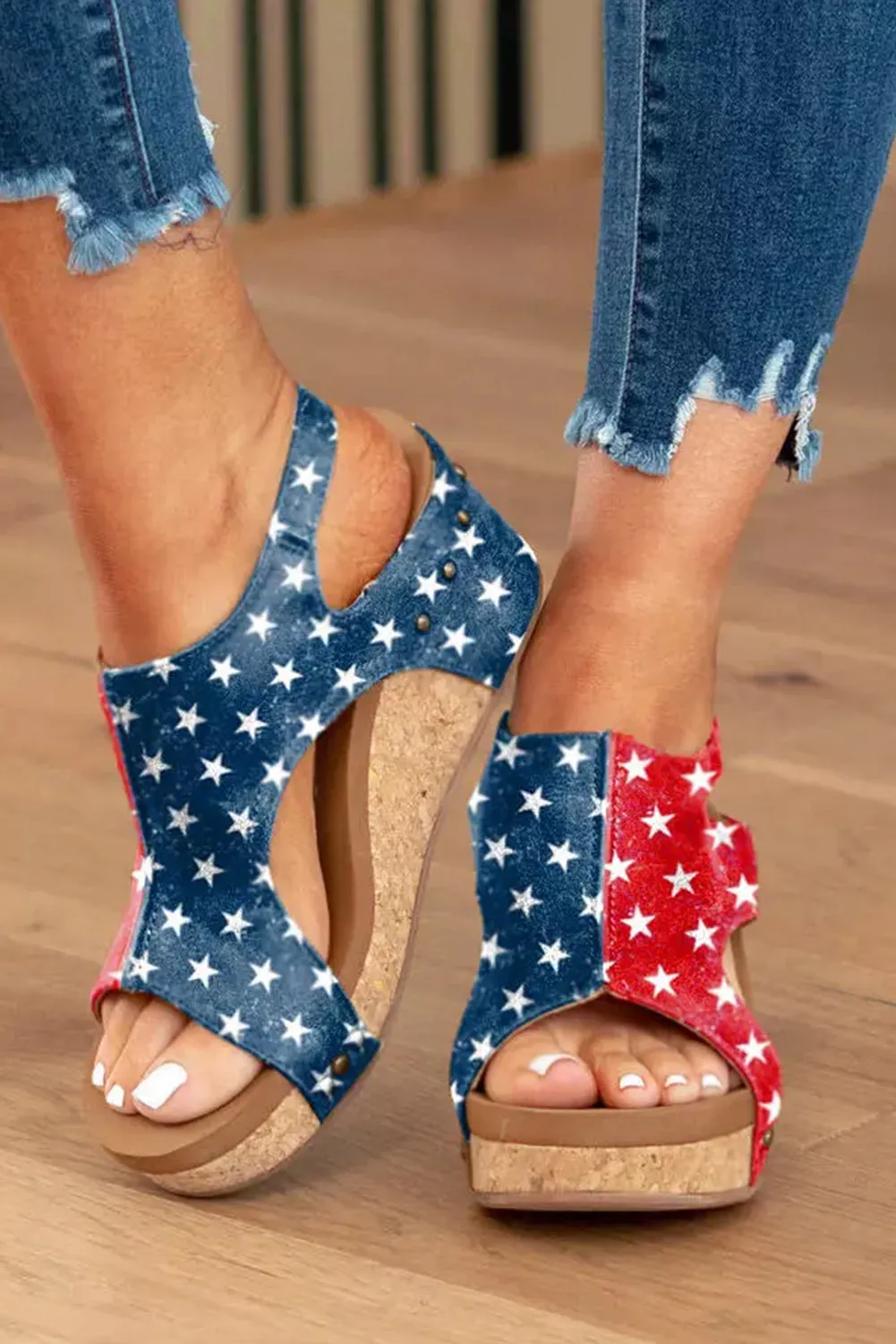 Multicolor Contrast Stars Print Wedge Sandals