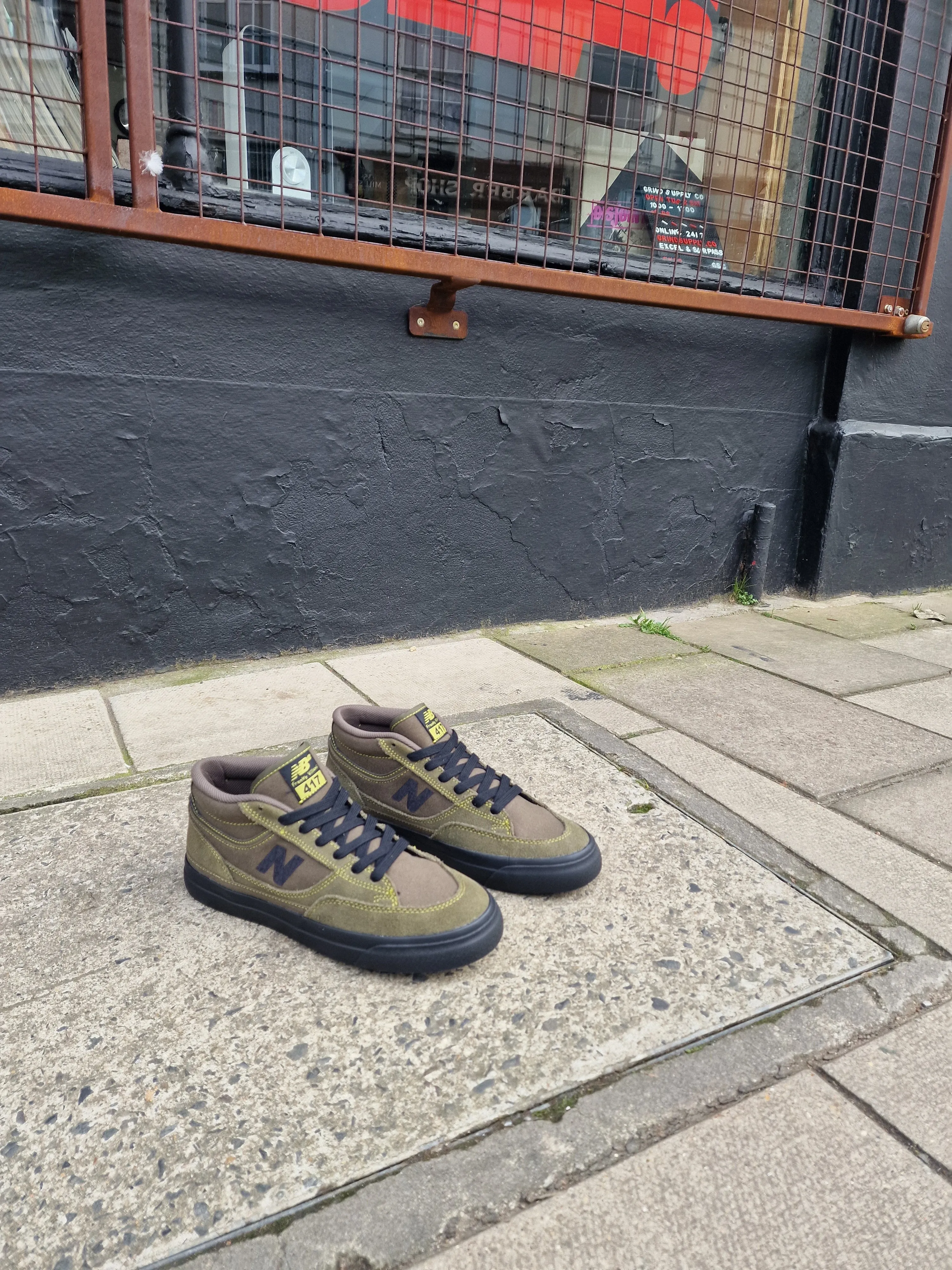 New Balance Numeric - Frankie Villani's 417's OJU Mid  - Dark Moss / Black Pro Skate Shoe