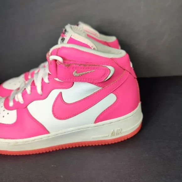 Nike Air Force 1 Mid White Hyper Pink Retro Sneaker Youth Shoe Size GS 6.5Y