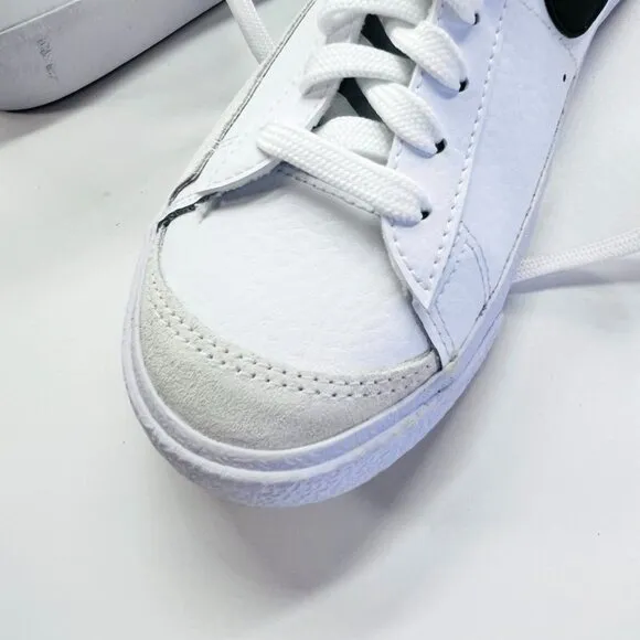 Nike Blazer Mid '77 Boy's Shoes Size 6.5 Y  High Top Black White CZ1055-100