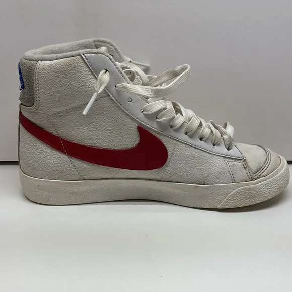Nike Kids Blazer Mid 77 red and white size 6Y