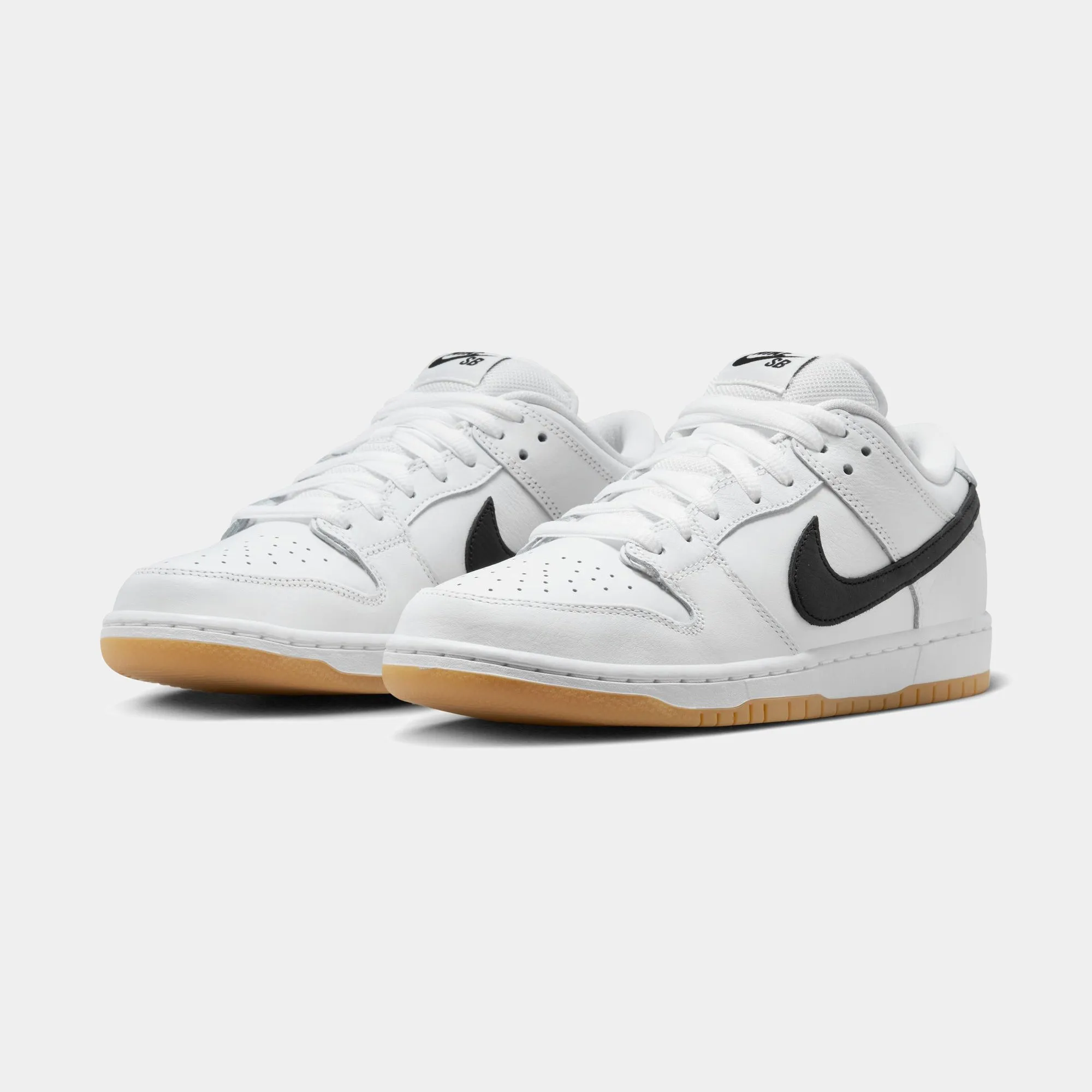 NIKE SB DUNK LOW PRO - WHITE/BLACK-GUM