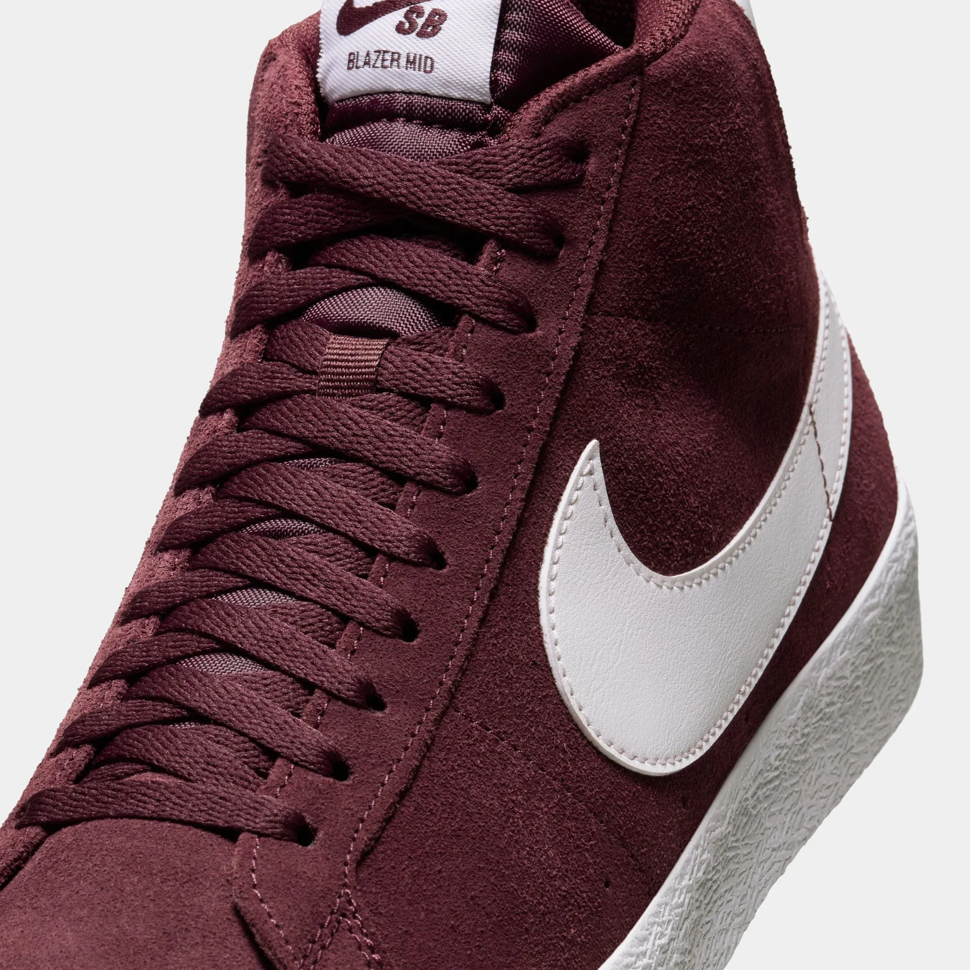 NIKE SB ZOOM BLAZER MID - BURGUNDY CRUSH/SUMMIT WHITE