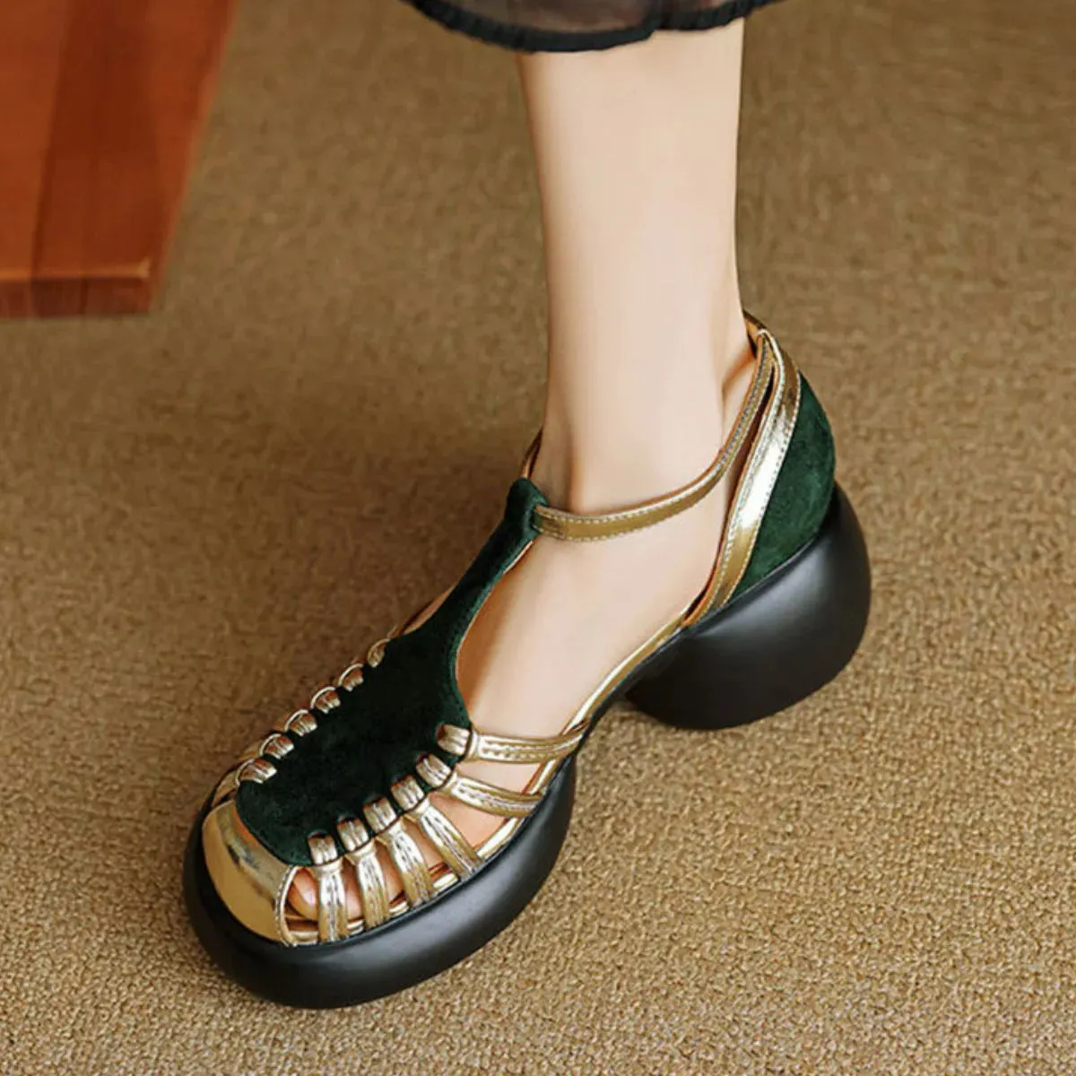 Round Toe Platform Sandals