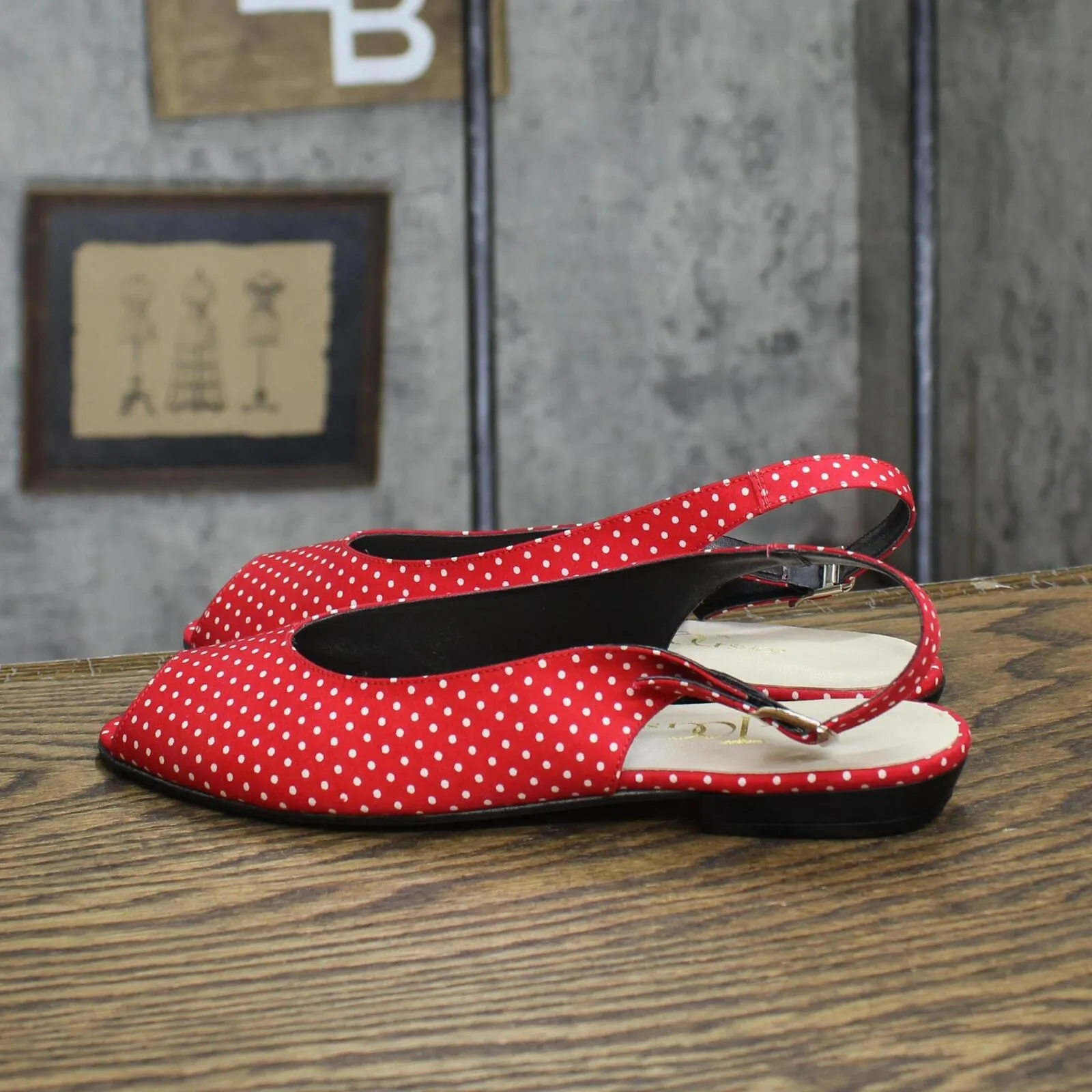 The Tog Shop Womens Vintage Open Toe Flats with Strap Red White Polka Dot 6M