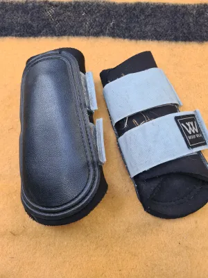 Used pony size black Woof Wear brushing boots FREE POSTAGE☆