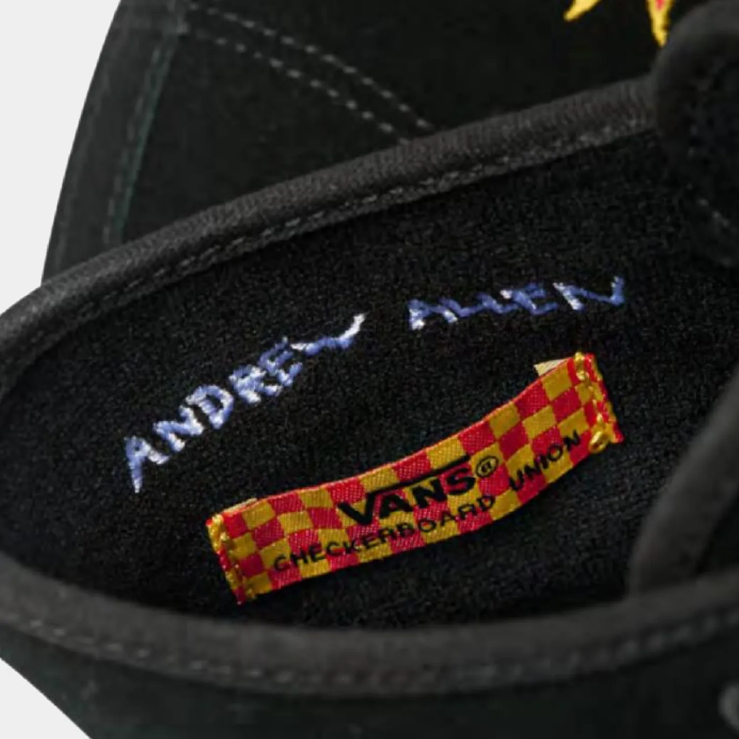VANS SKATE AUTHENTIC HIGH VCU ANDREW ALLEN - BLACK
