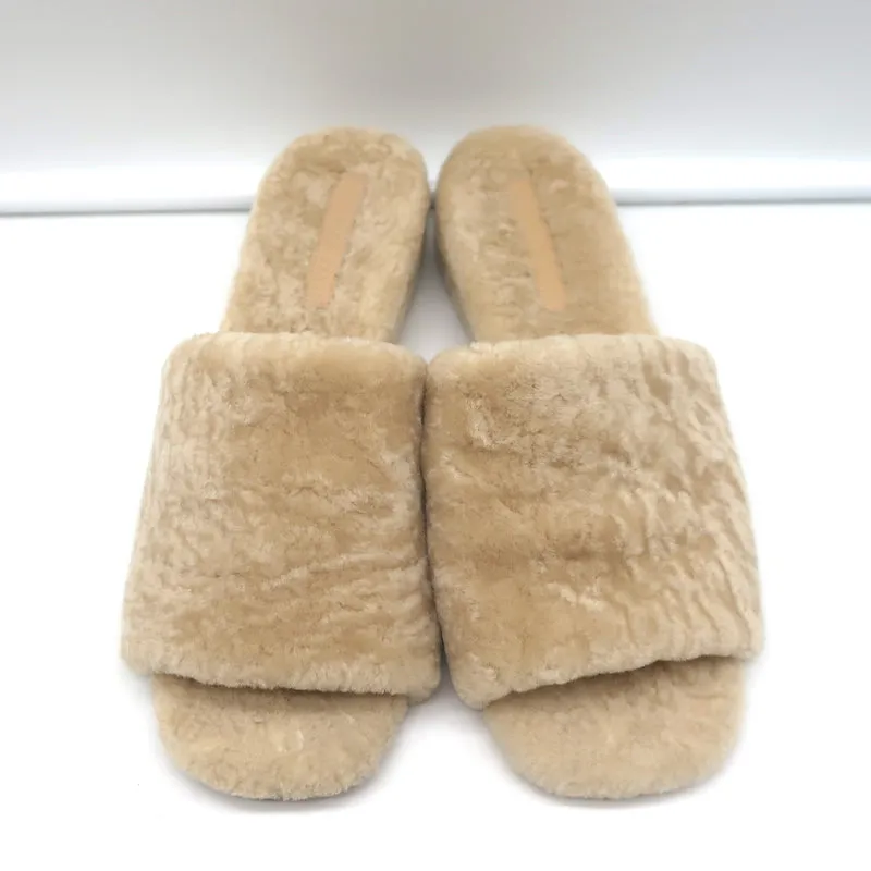 Veronica Beard Desiree Shearling Slides Sand Size 8.5 Wedge Sandals NEW