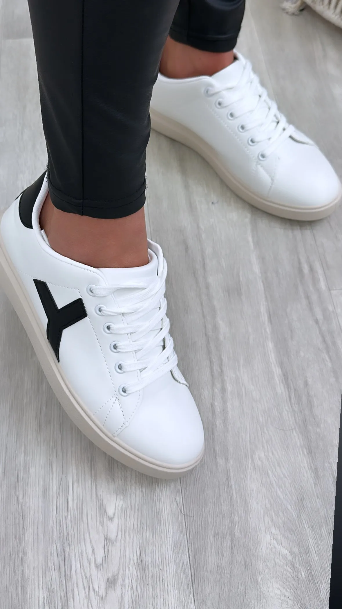 Vicky Black Heel Trainers