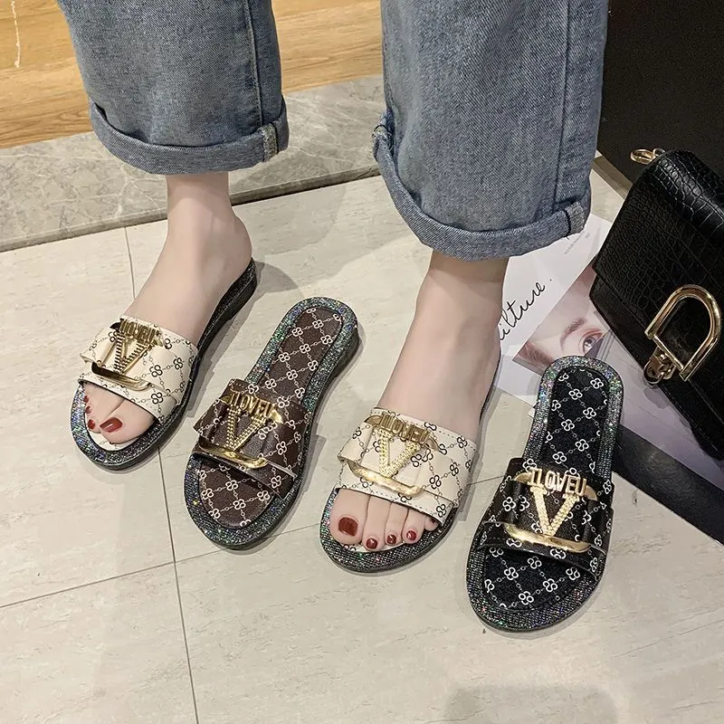Women's slippers flat-bottom beach shoes